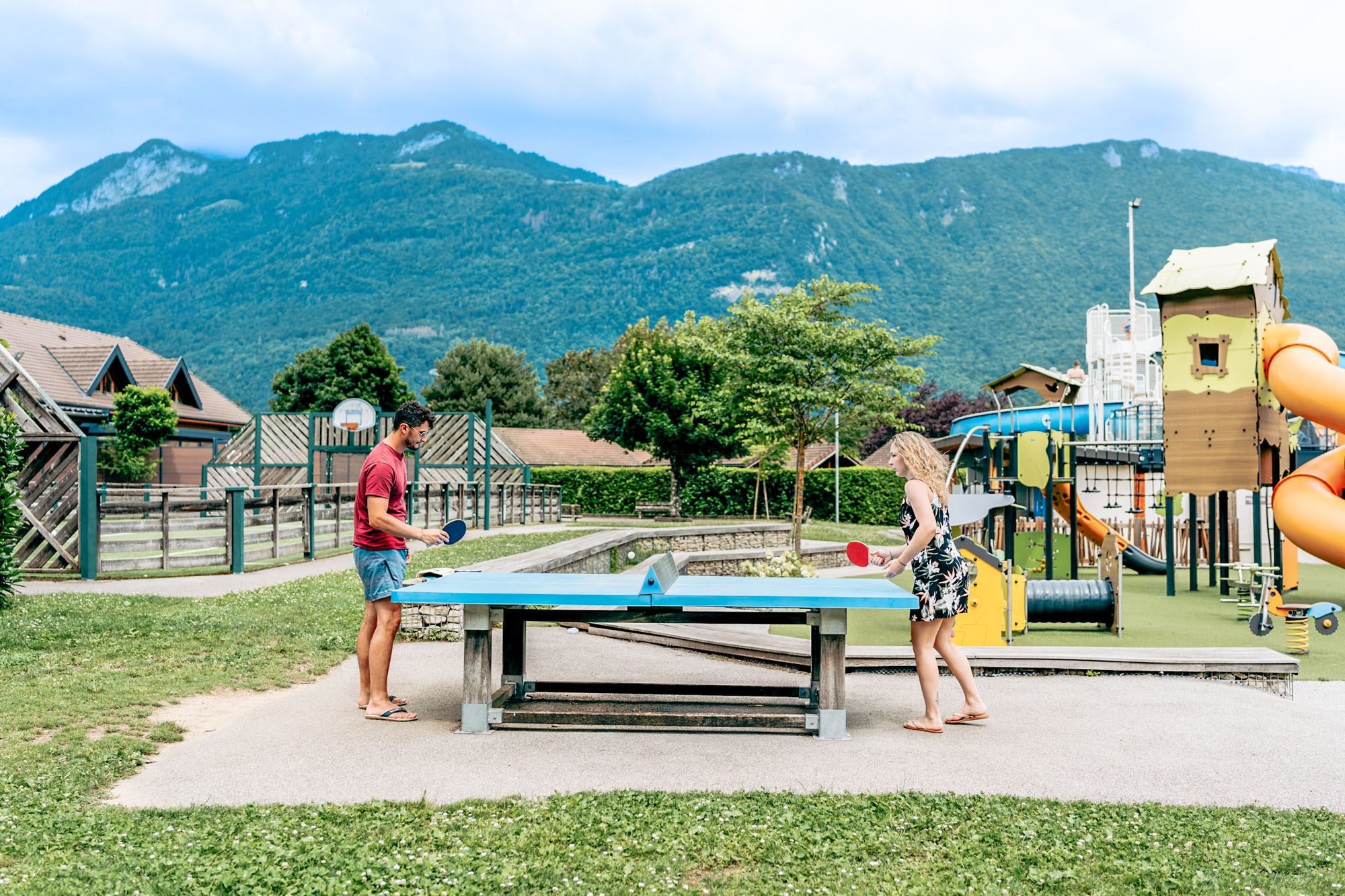 Ping pong activities during your vacation in the Alps at La Ravoire