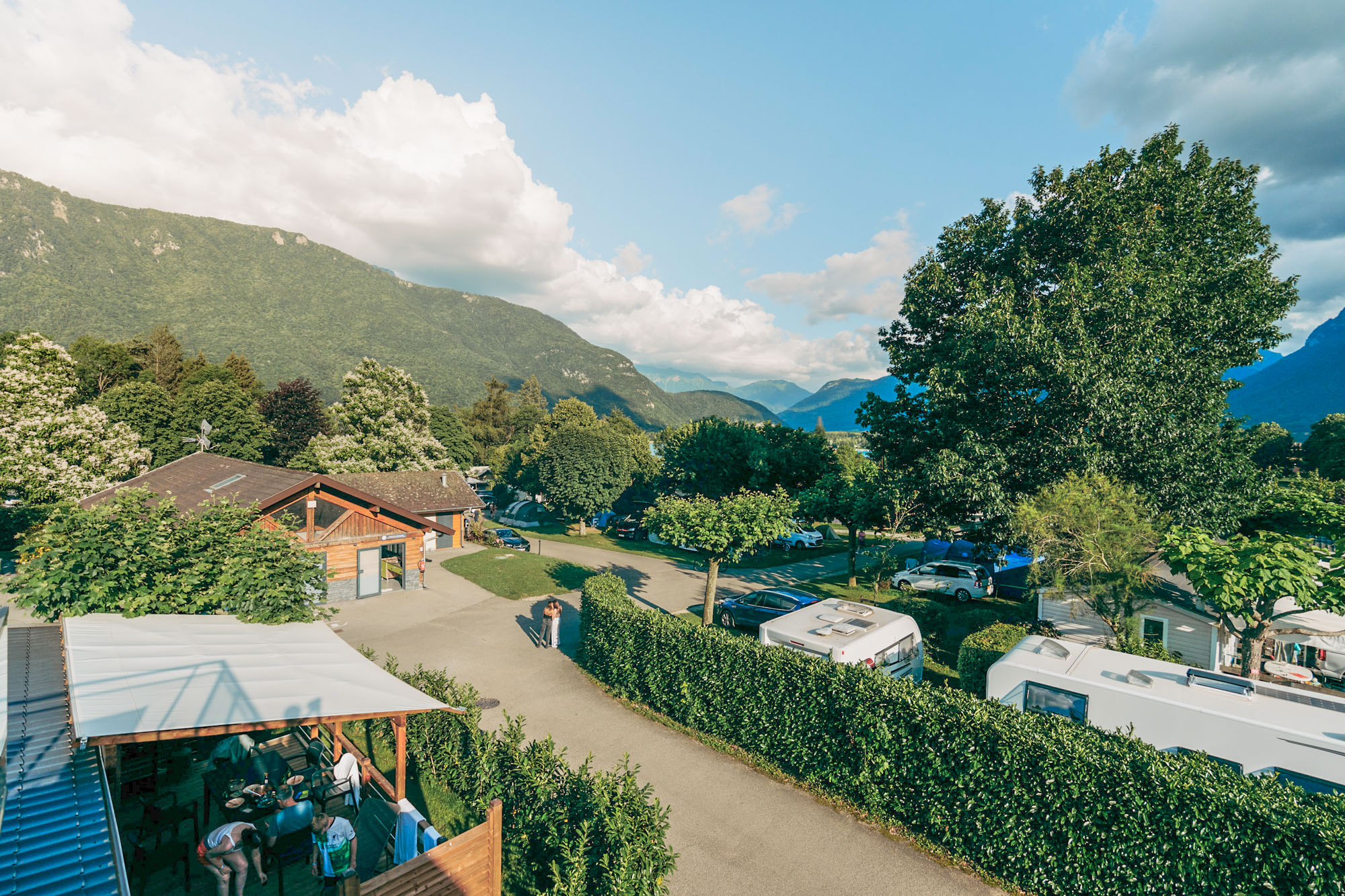 allee camping doussard