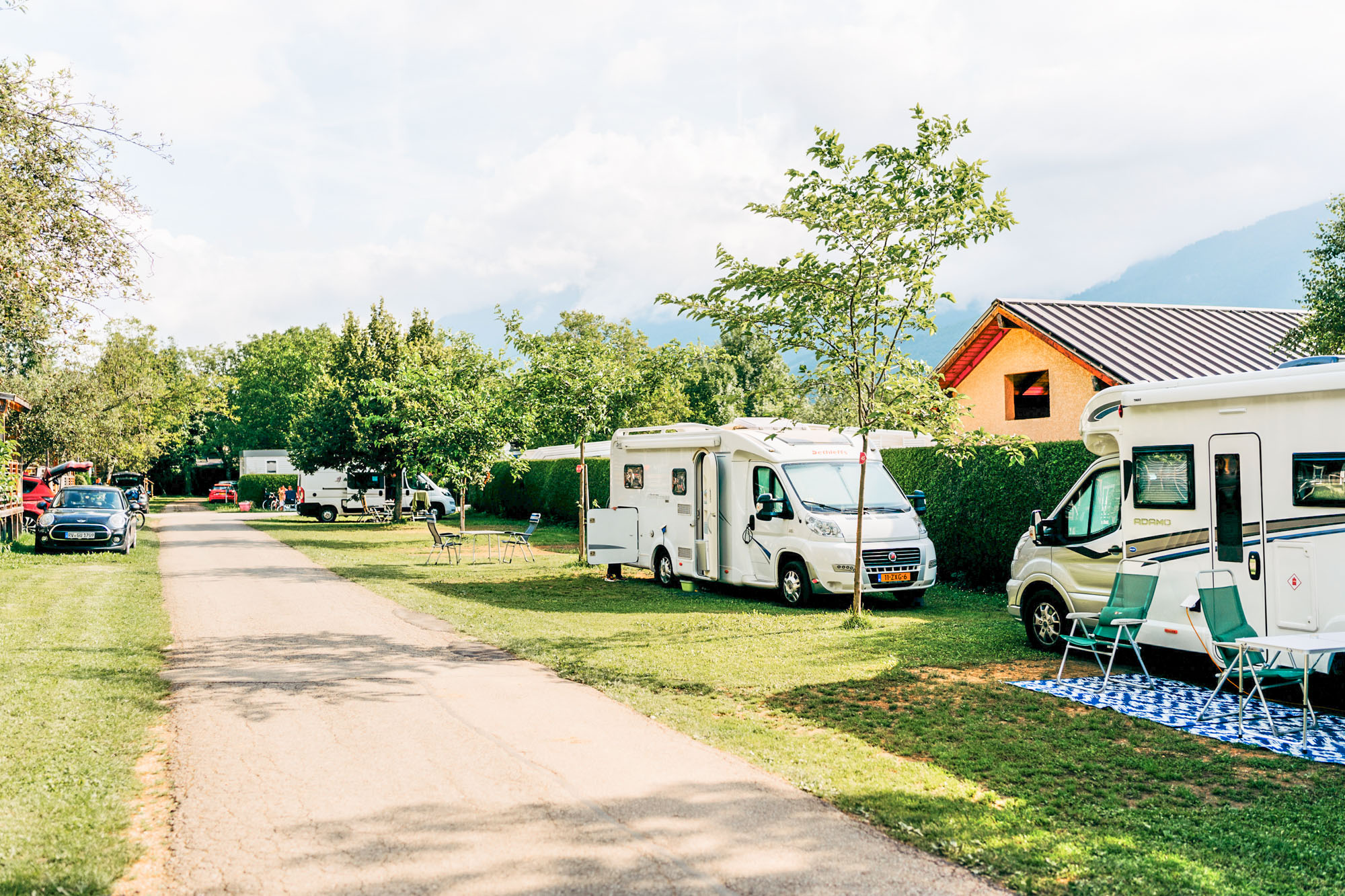 allee emplacement camping lac annecy