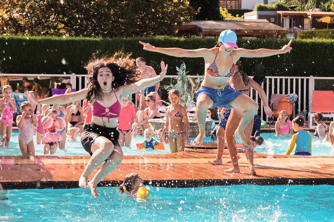 animation jeu piscine les fontaines