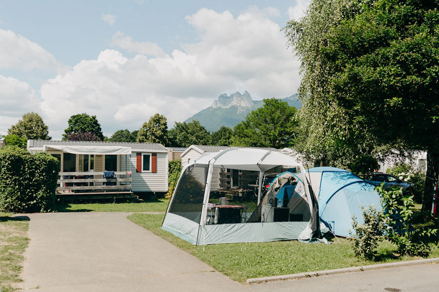emplacement tente doussard