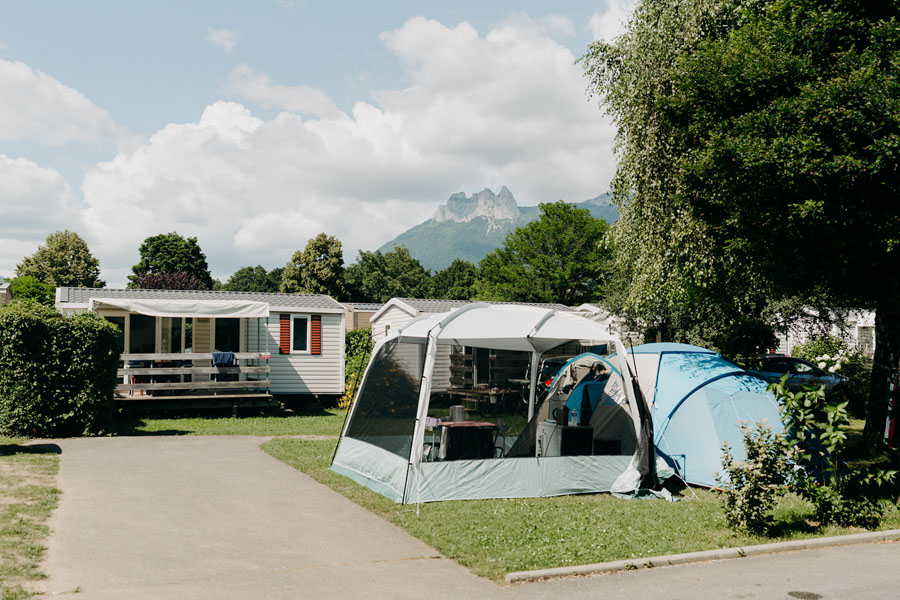 emplacement tente doussard