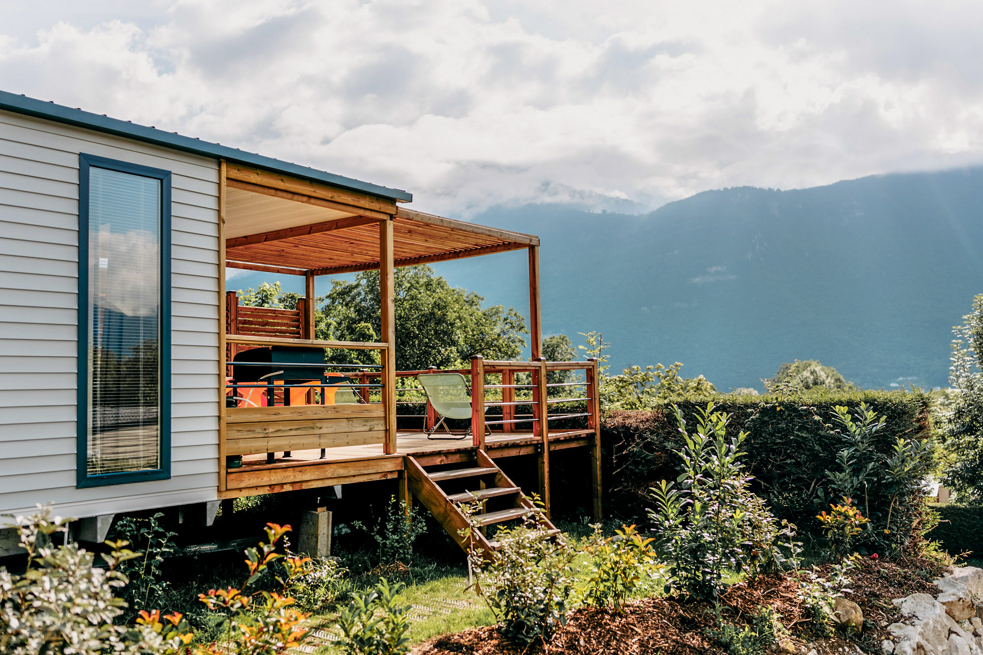 hebergement face au alpes camping vacances famille