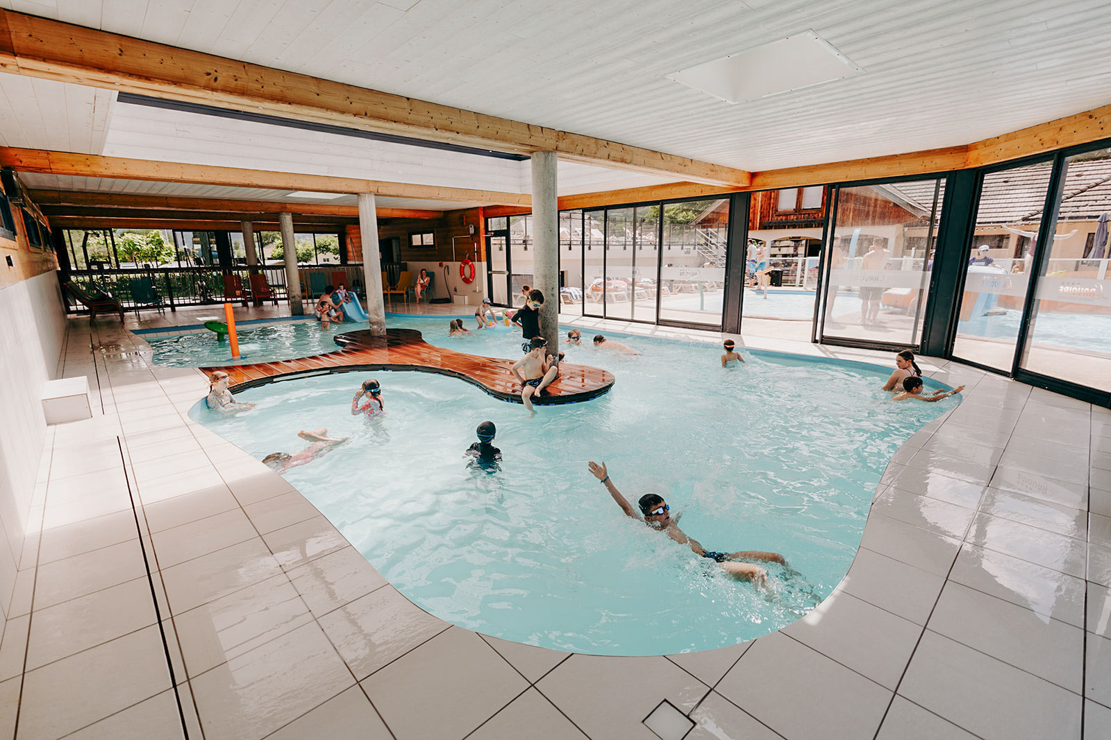 piscine interieure la ravoire