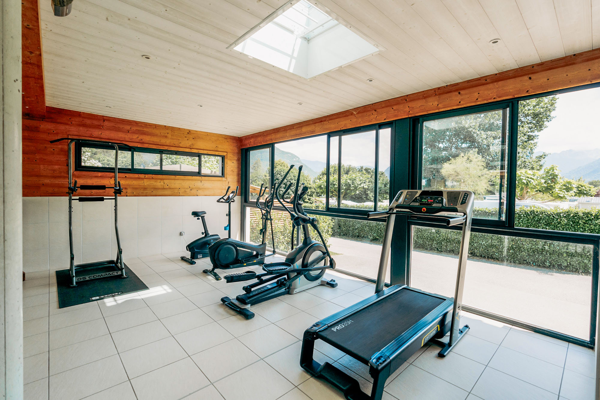 gym services at La Ravoire campsite near Annecy