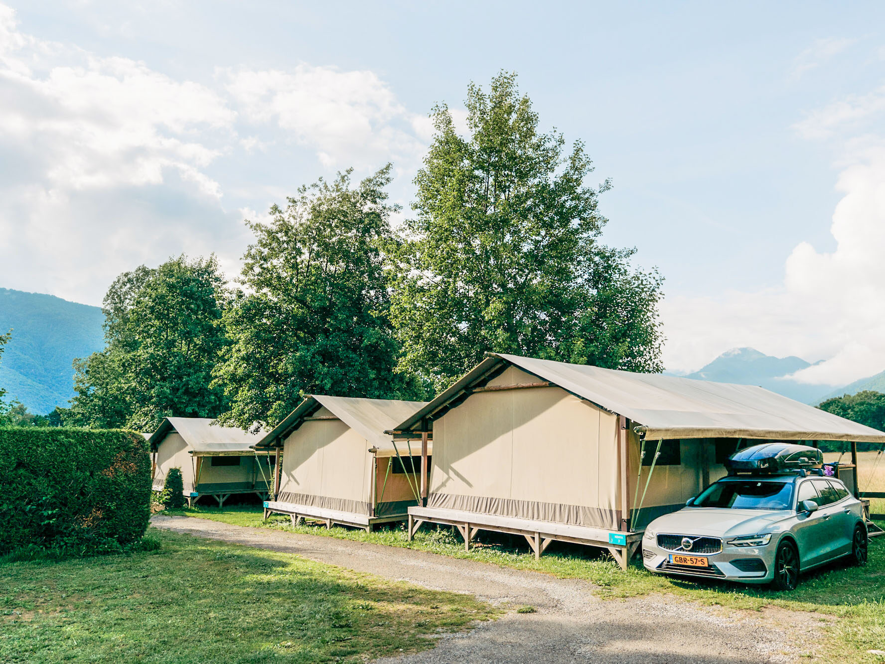 tentes insolites vacances camping les fontaines