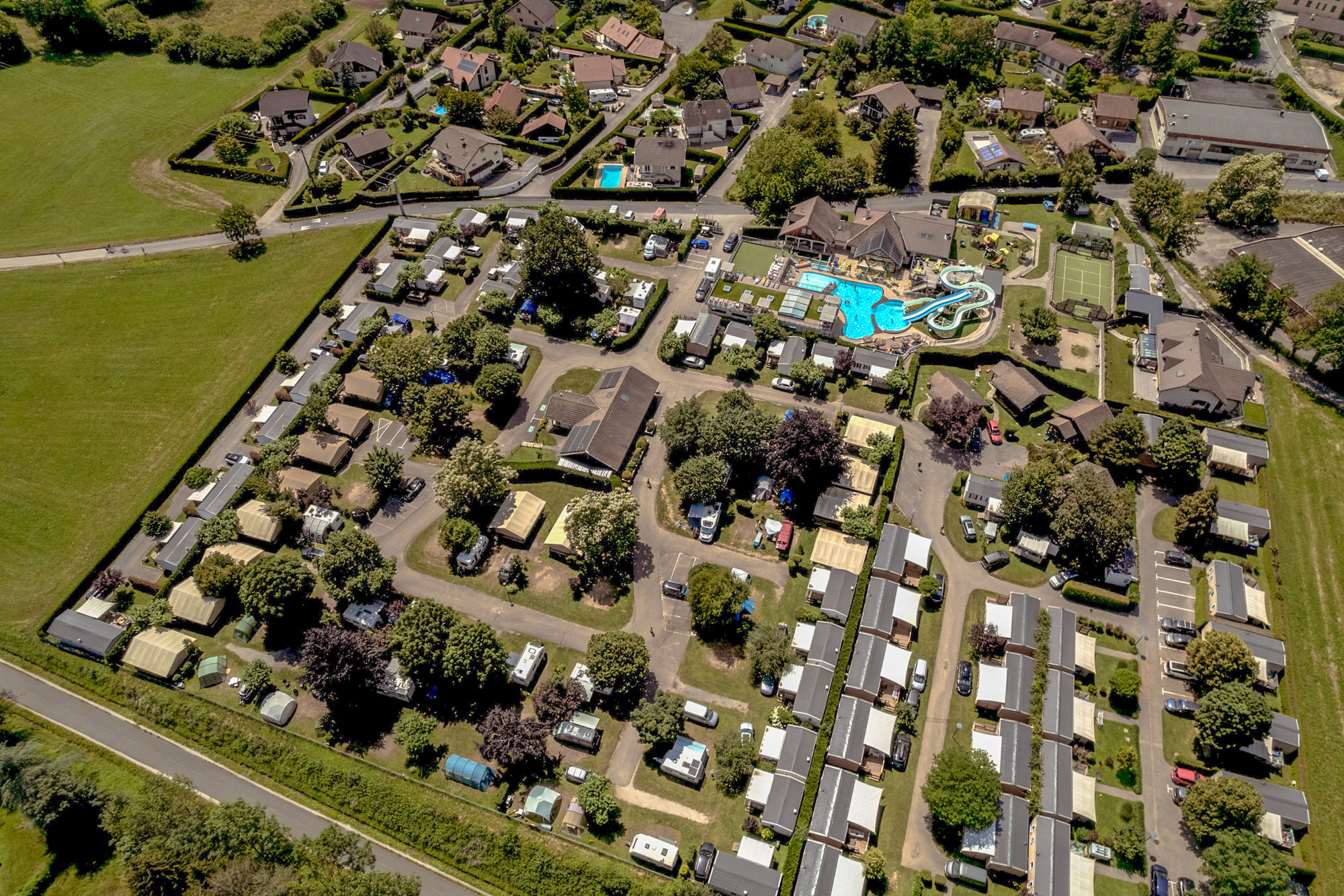 vue aerienne emplacement camping la ravoire