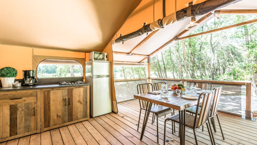 hebergement insolite annecy